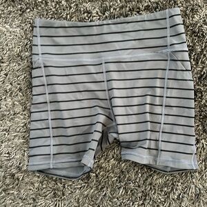 Kiava shorts, large 5”